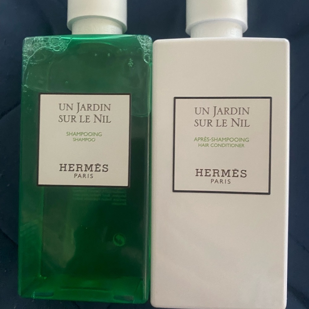 Hermès Un Jardin Sur Le Nil Shampoo & Conditioner - Green & White